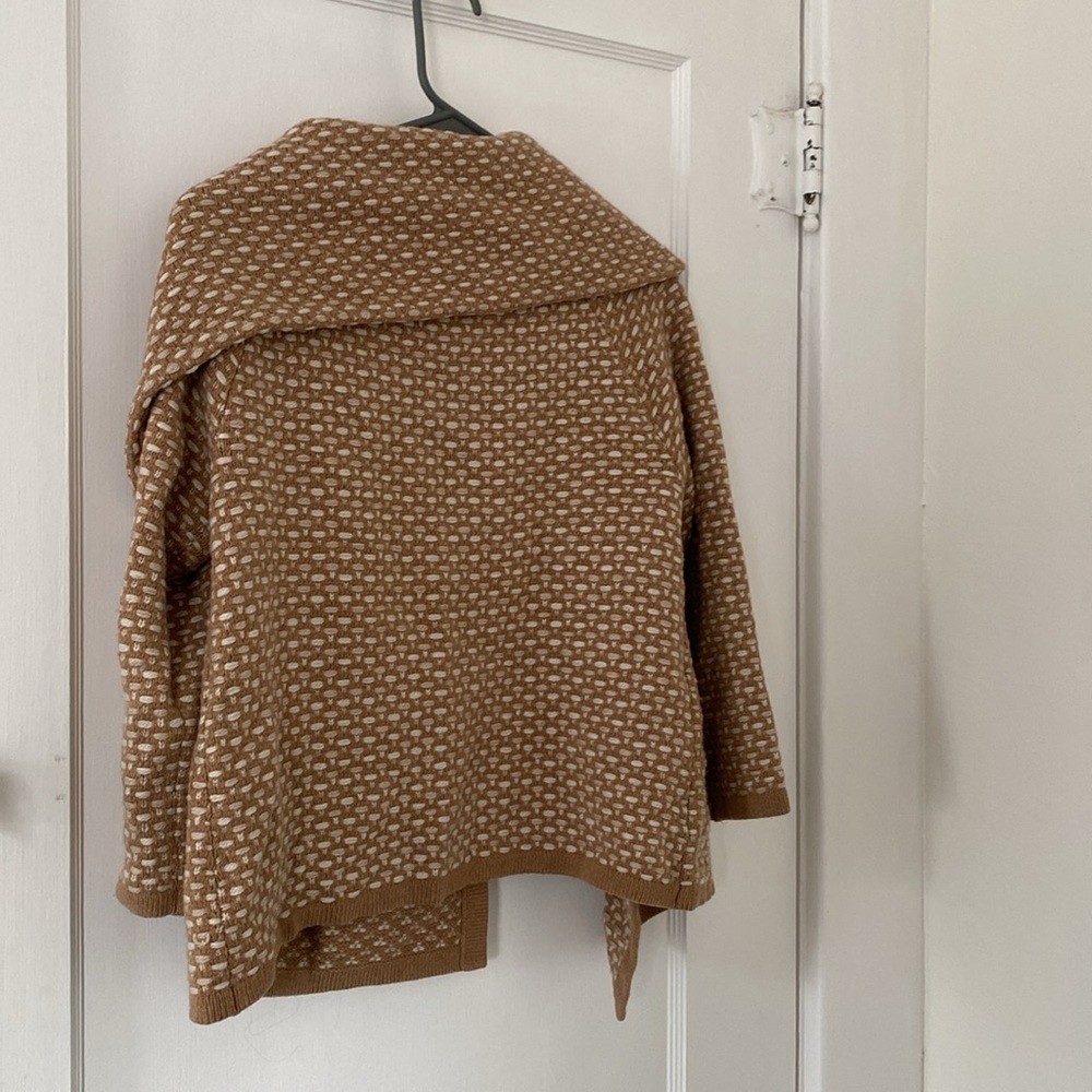 Vintage Banana Republic Sweater - Picture 5 of 5